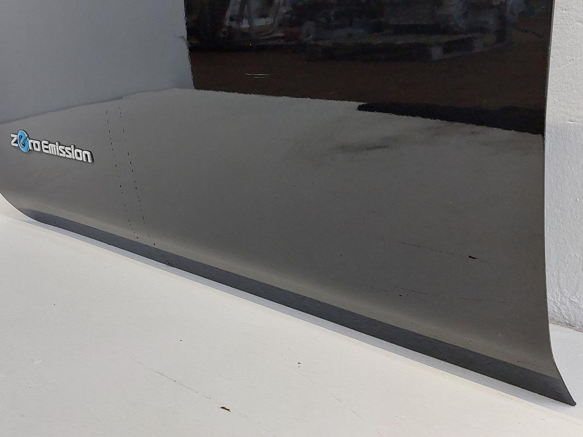 Nissan Leaf ZE1 40kWh T&uuml;r vorn links Fahrert&uuml;r Rohbau Z11 Schwarzmetallic