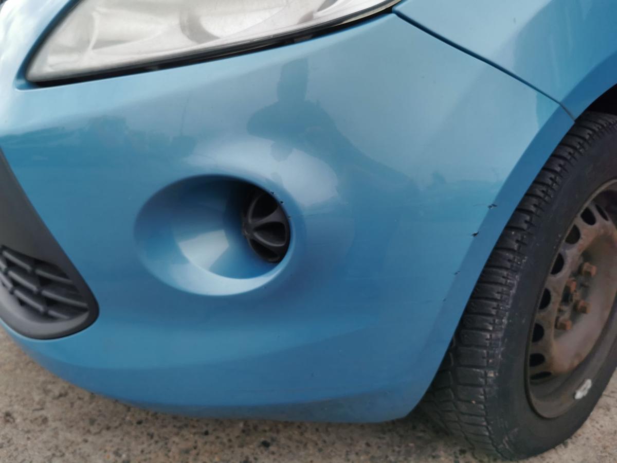 Ford KA RU8 Stossstange Stossfänger Bumper vorn Scuba Blau defekt TEXT BILDER