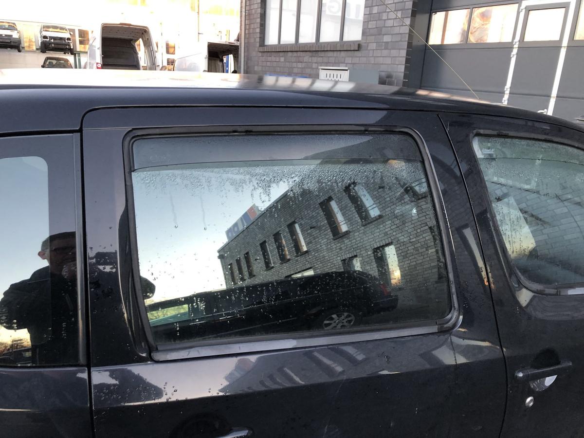 Daihatsu YRV M2 T&uuml;r hinten rechts Rohbau Fondt&uuml;r N05 schwarz