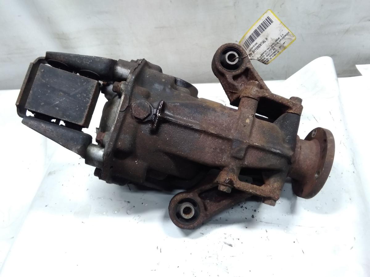 Mitsubishi Outlander 1 CU Differential Hinterachse MR111746 2.4 118kW BJ2004