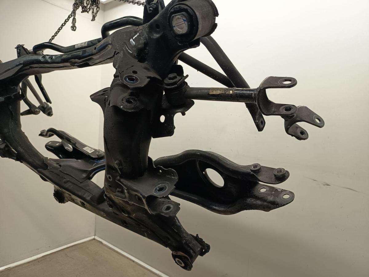 Tesla Model Y original Hinterachstr&auml;ger Baujahr 2025