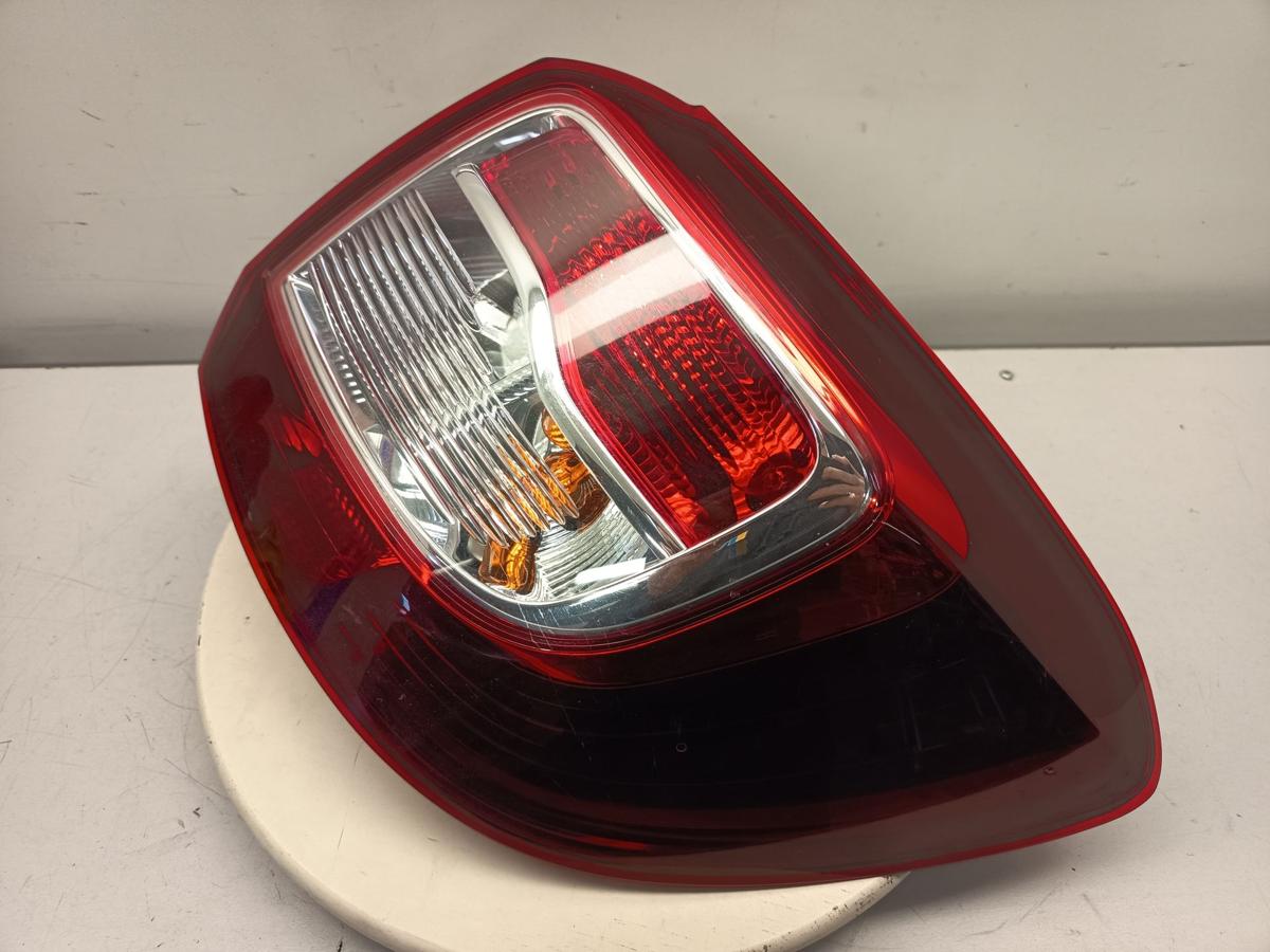 Dacia Sandero II Stepway original R&uuml;ckleuchte rechts Baujahr 2014