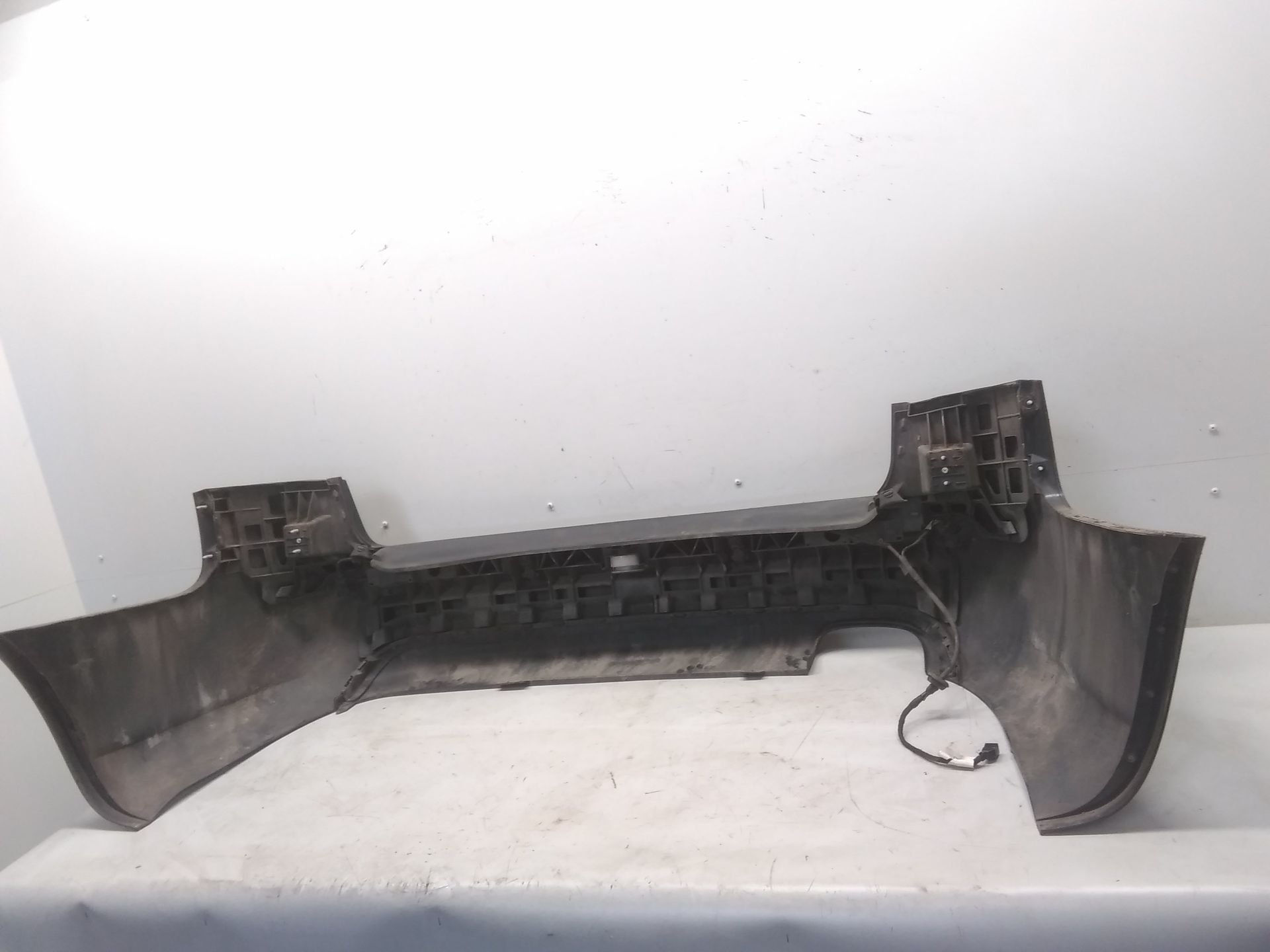 Audi A4 8E B7 original Stoßstange Stossfänger hinten Kombi PDC BJ2007 LZ9Y Phantomschwarz