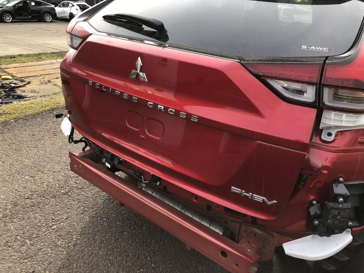 Mitsubishi Eclipse Cross GK0 ab21 Heckklappe Kofferklappe P62B Red Metallic