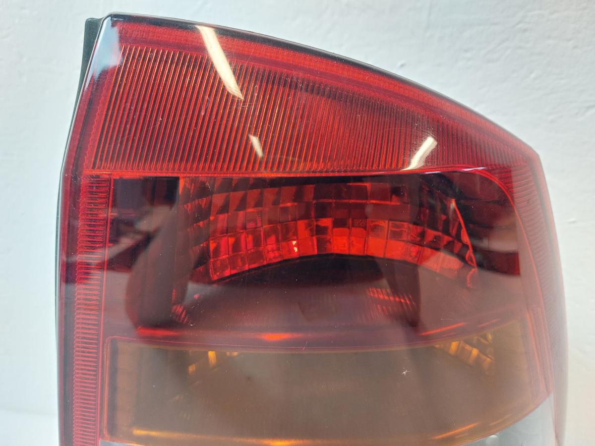 Opel Astra G Coupe Rückleuchte Rücklicht Schlussleuchte Lampe hinten rechts