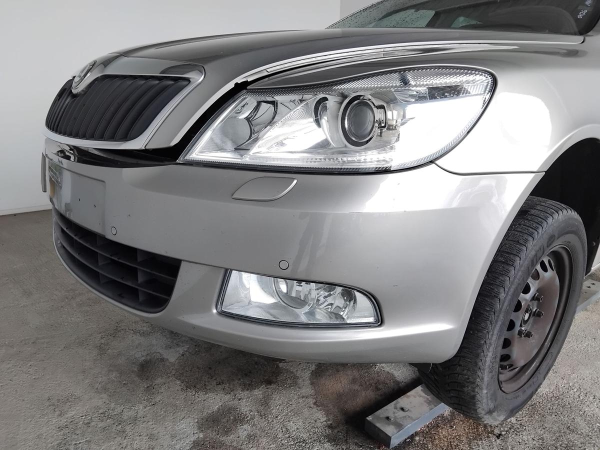 Skoda Octavia 2 1Z Facelift original Sto&szlig;stange Sto&szlig;f&auml;nger vorn SRA PDC BJ2012