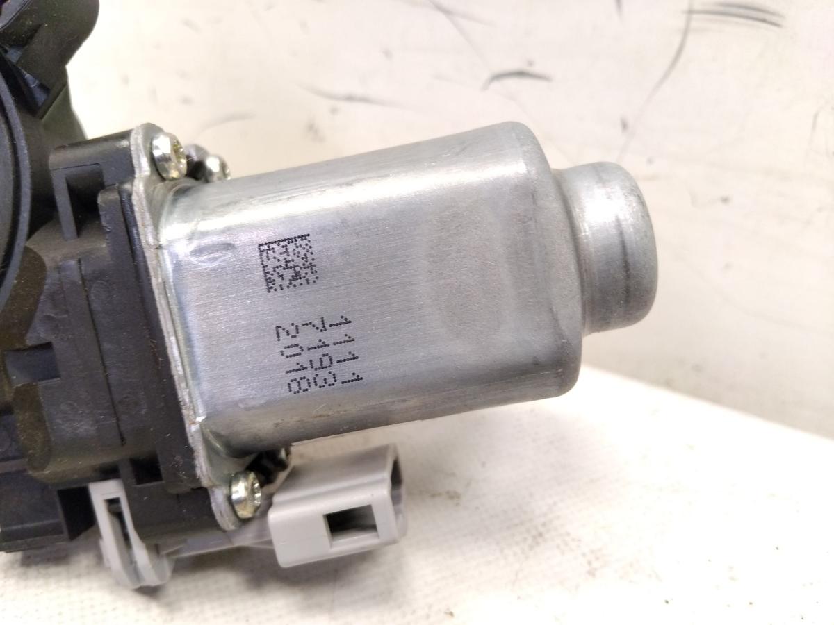 Skoda Citigo original Fensterhebermotor vorn links 1S0959802 BJ2017