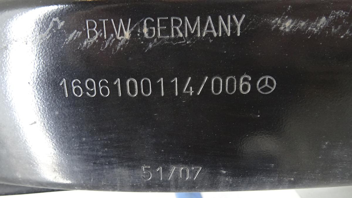 Mercedes A Klasse W169 Träger Stoßstange hinten A1696100114006 Bj2008