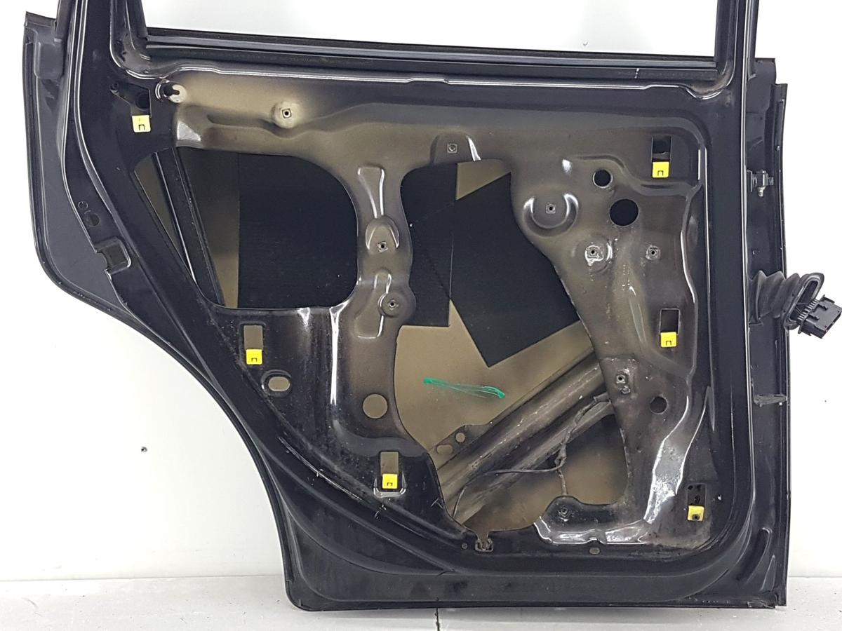 Seat Leon 1P Tür hinten links in schwarz Bj2010 Rohbautür