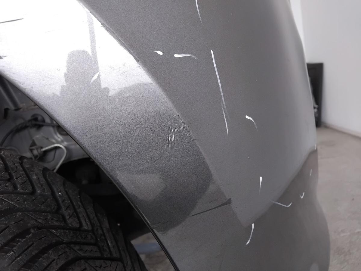 Renault Twingo 3 original Sto&szlig;stange Stossf&auml;nger vorn besch&auml;digt BJ2018