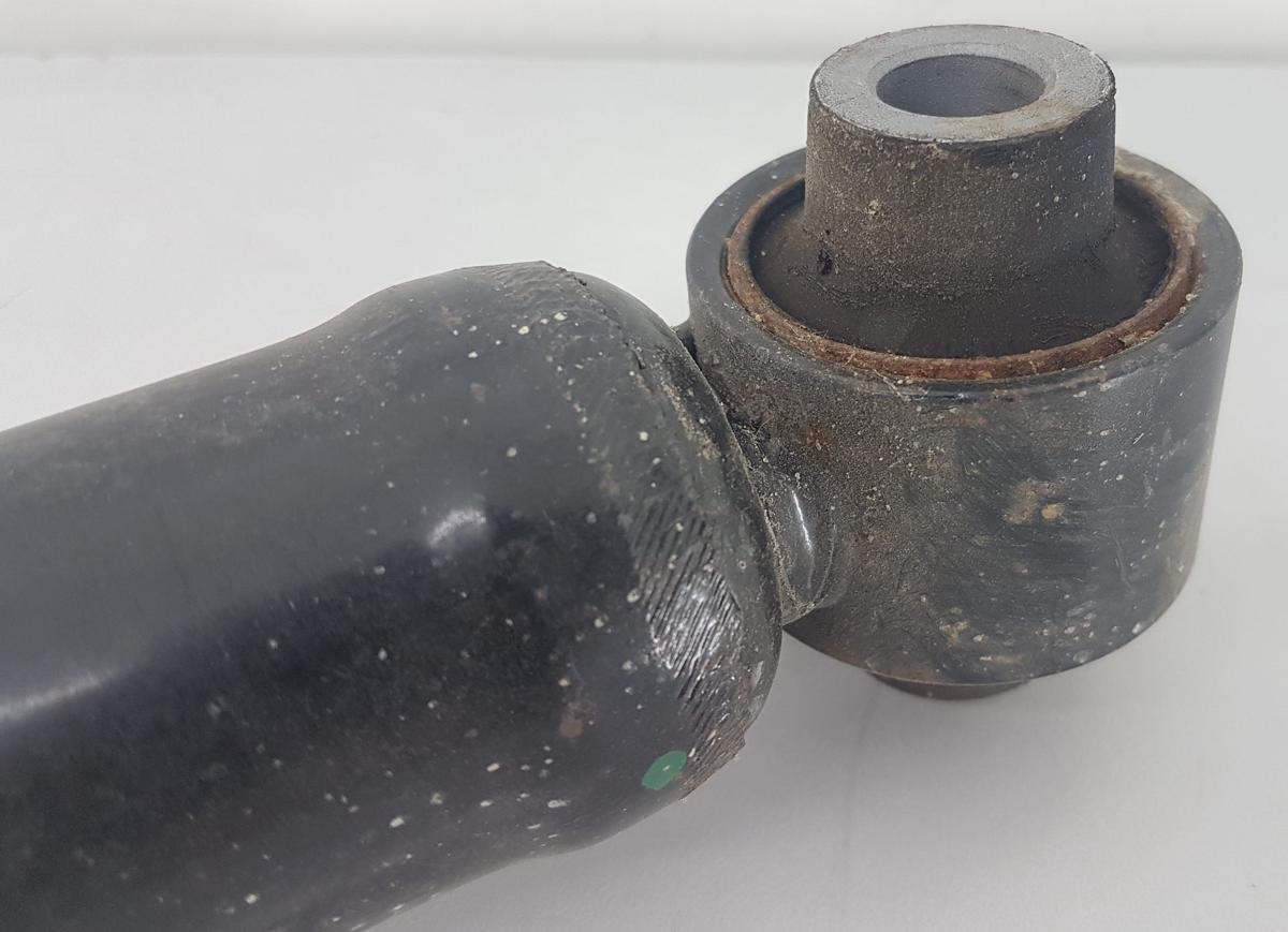 Tesla Model Y Sto&szlig;d&auml;mpfer Hinterachse Bj2022 Dualmotor Performance 1188465-00-E