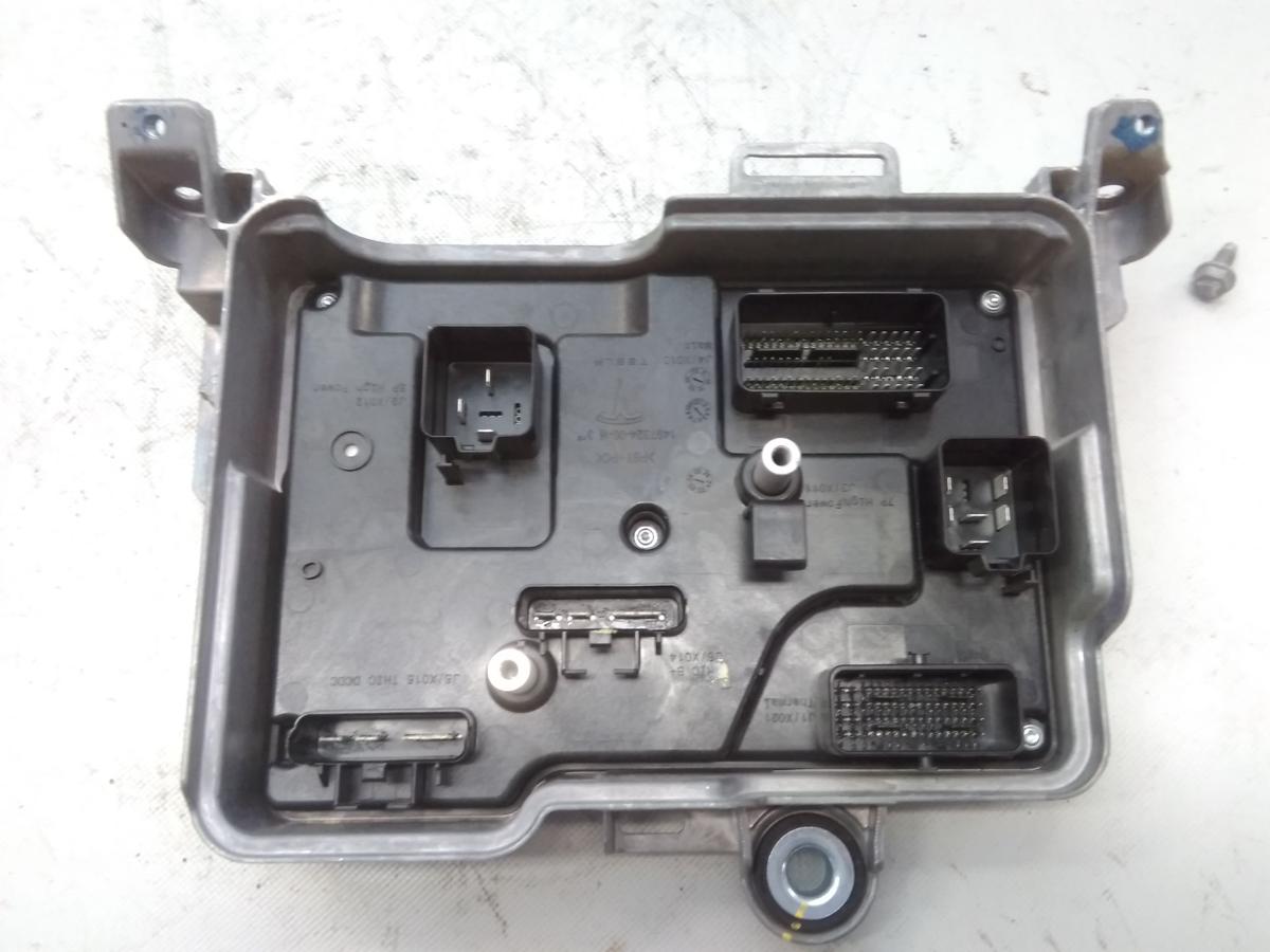 Tesla Model Y original Frontmodul Front Vehicle Controller 158399103C Bj.2022