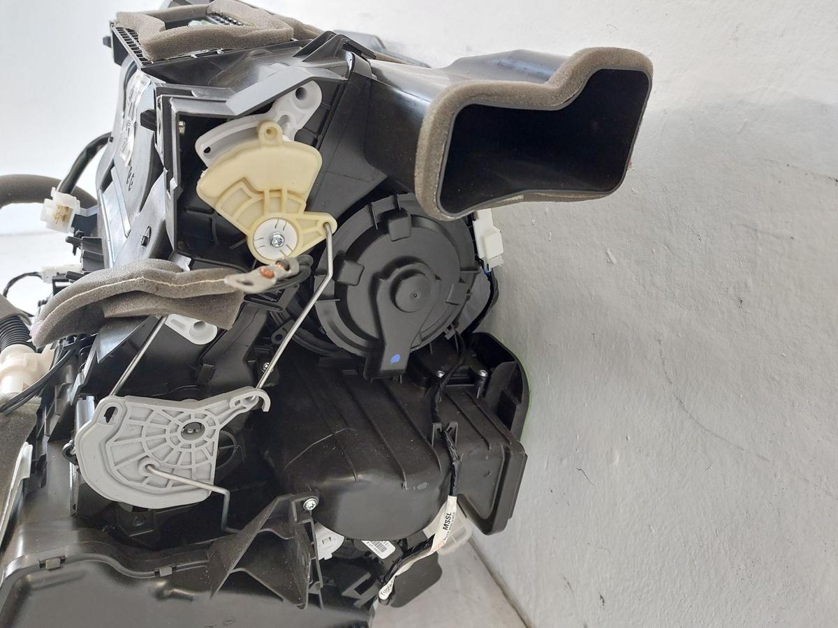 Nissan Leaf ZE1 40kWh Gebl&auml;sekasten Heizungsgel&auml;se W&auml;rmetauscher Gebl&auml;semotor