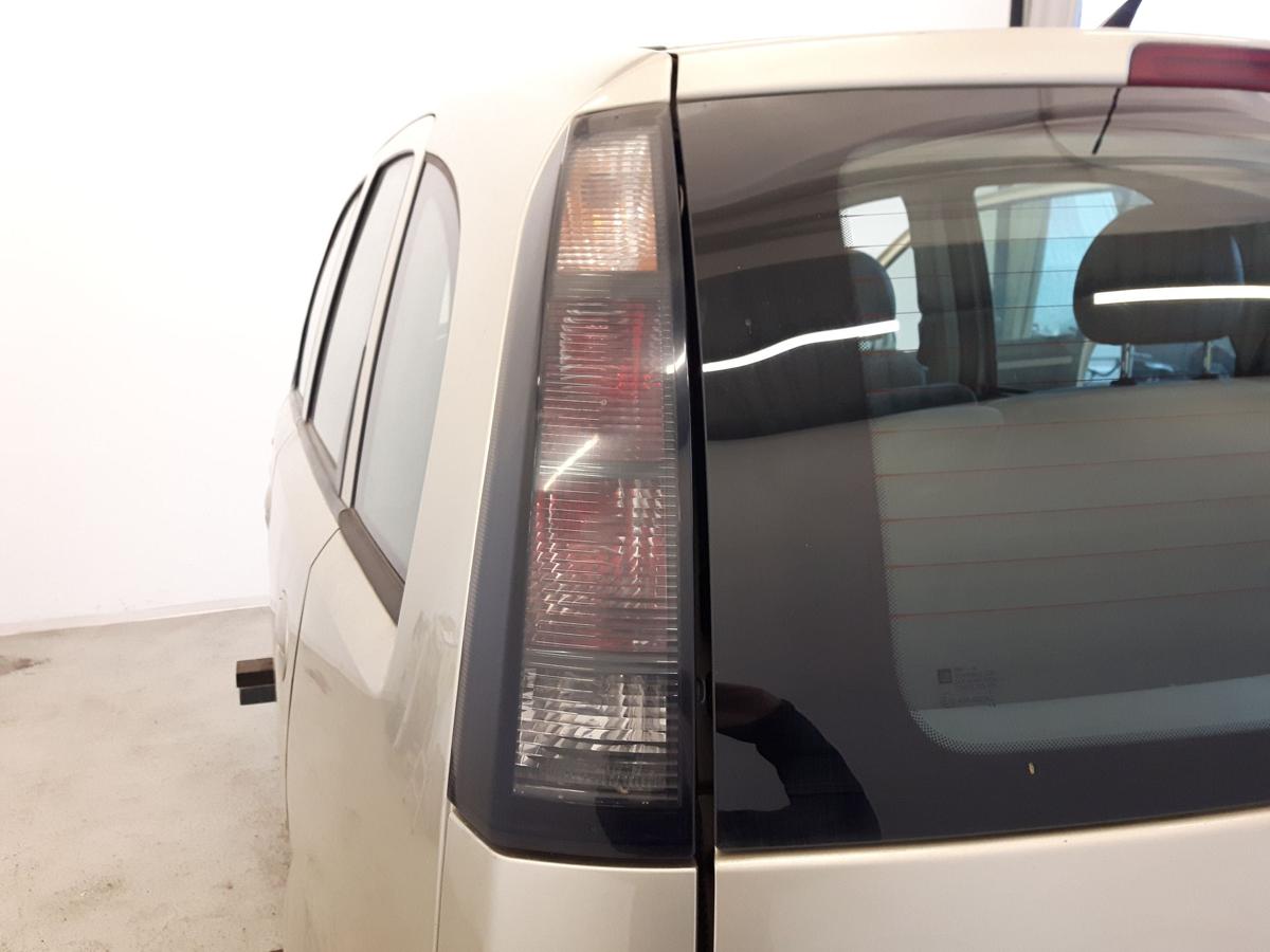 Opel Meriva A original Rückleuchte Heckleuchte links Facelift BJ2006