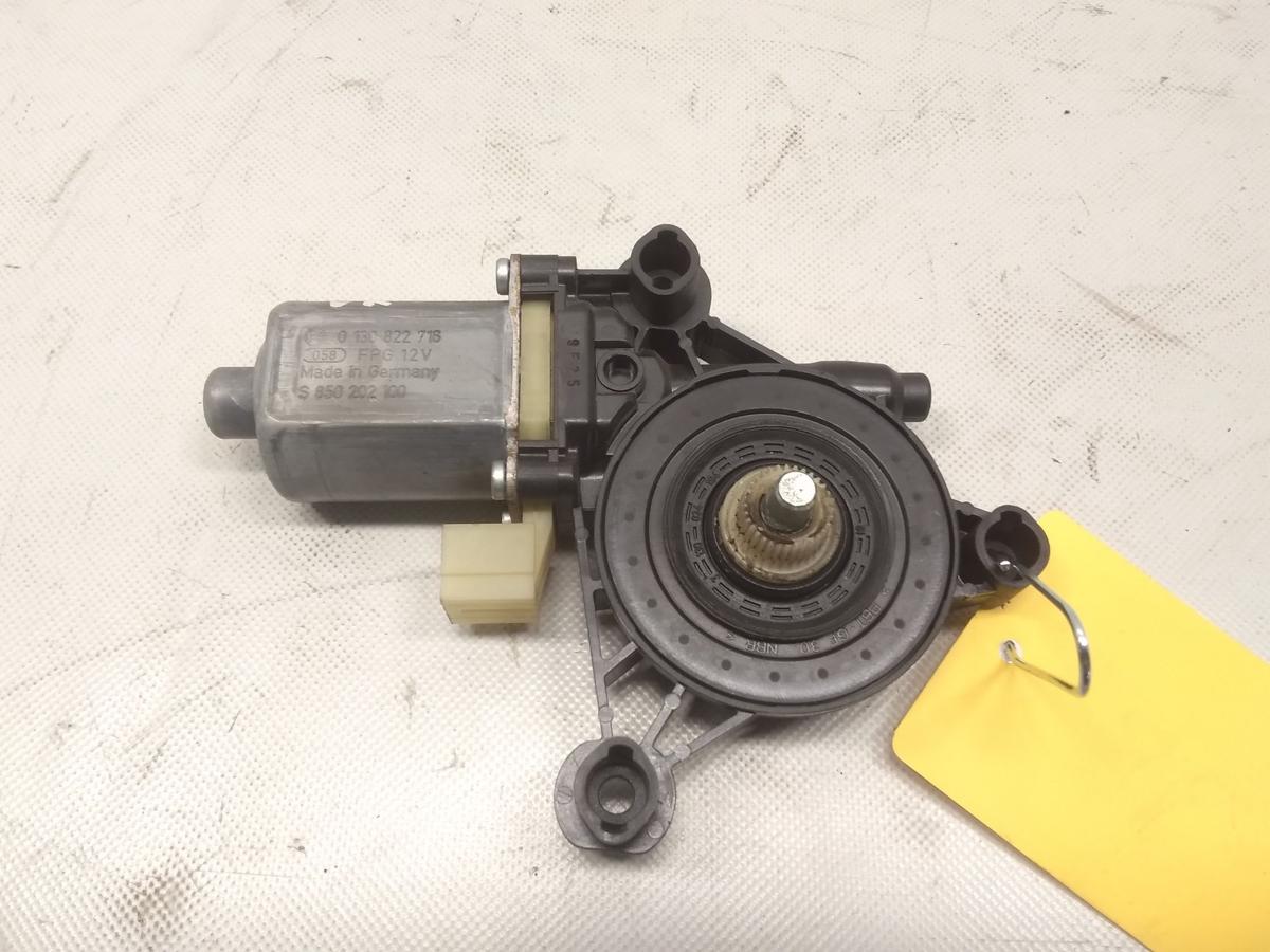 Seat Leon ST 5F original Fensterhebermotor vorn rechts 5Q0959802B BJ2015