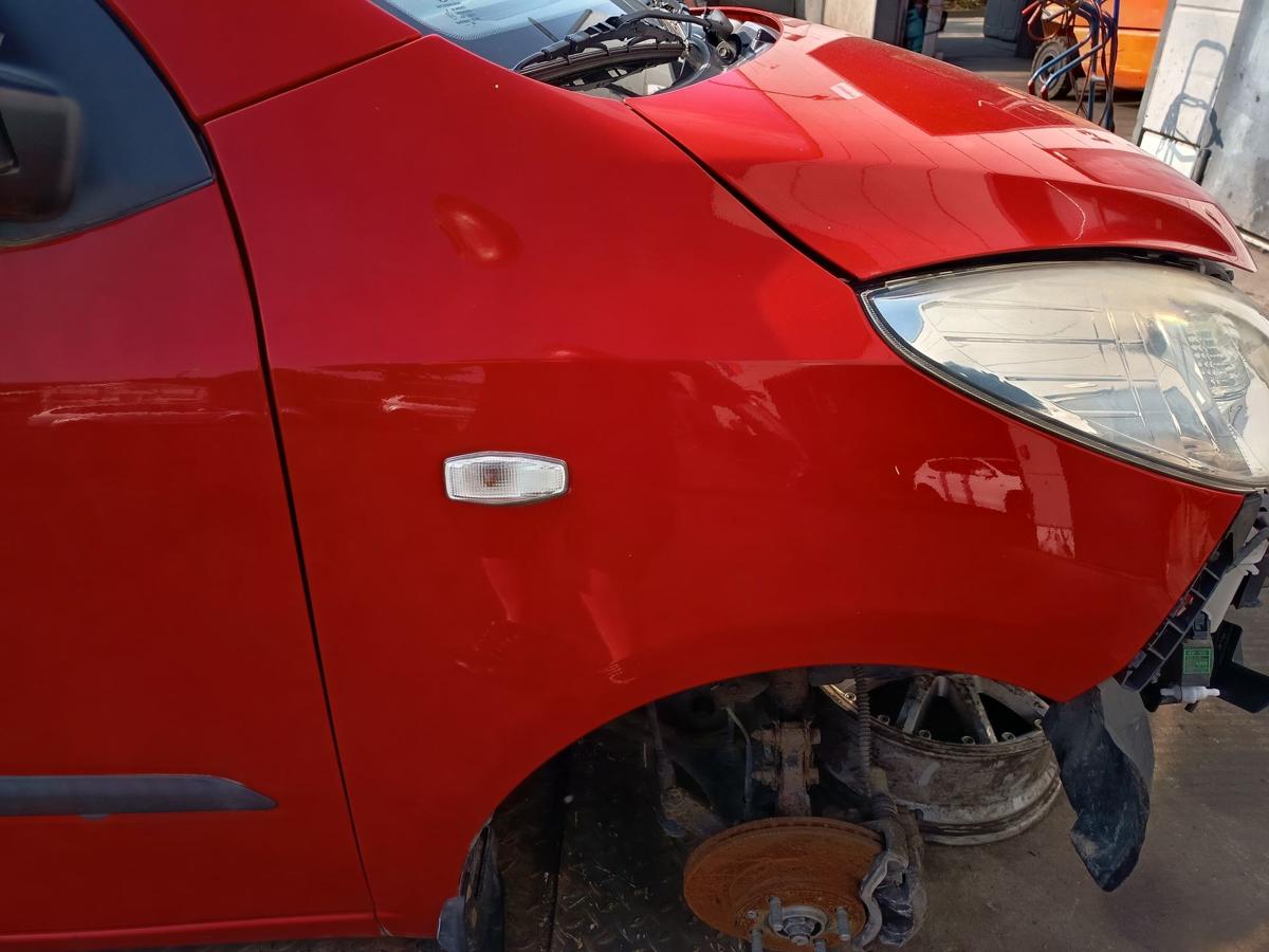 Hyundai I10 original Kotfl&uuml;gel rechts H4 Electric Red vor Facelift Baujahr 2009