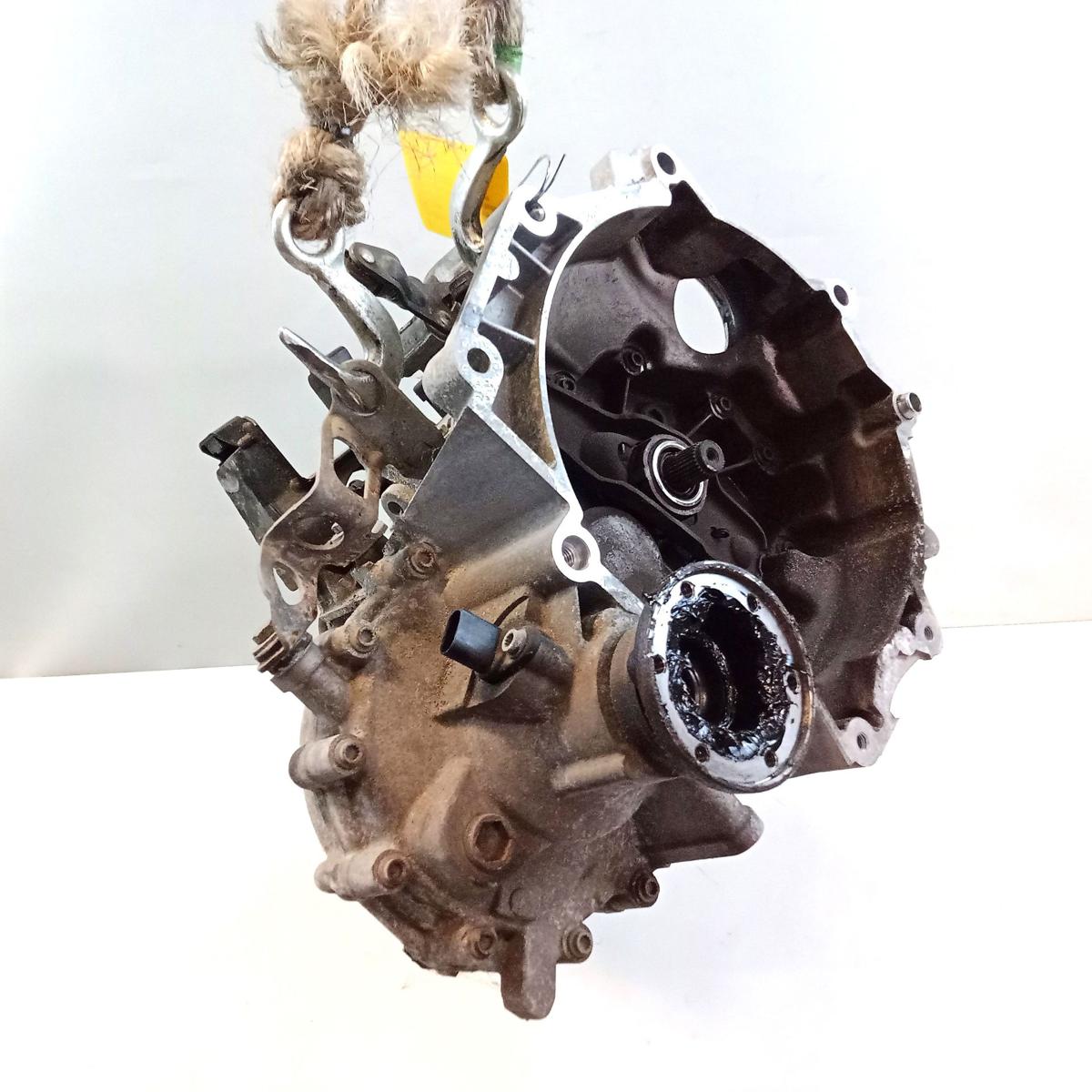 VW Polo 9N1 5 Gang Schaltgetriebe FCU FCV 1.4 55kw BJ2001 98005km