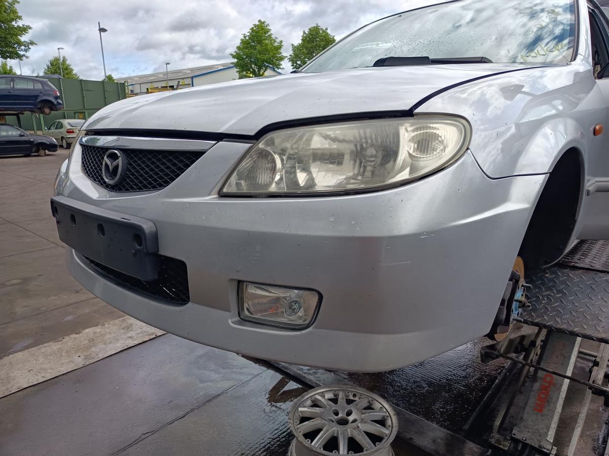 Mazda 323f VI original Stoßstange Fänger vorn/Front 22V Satinsilber Bj 2002
