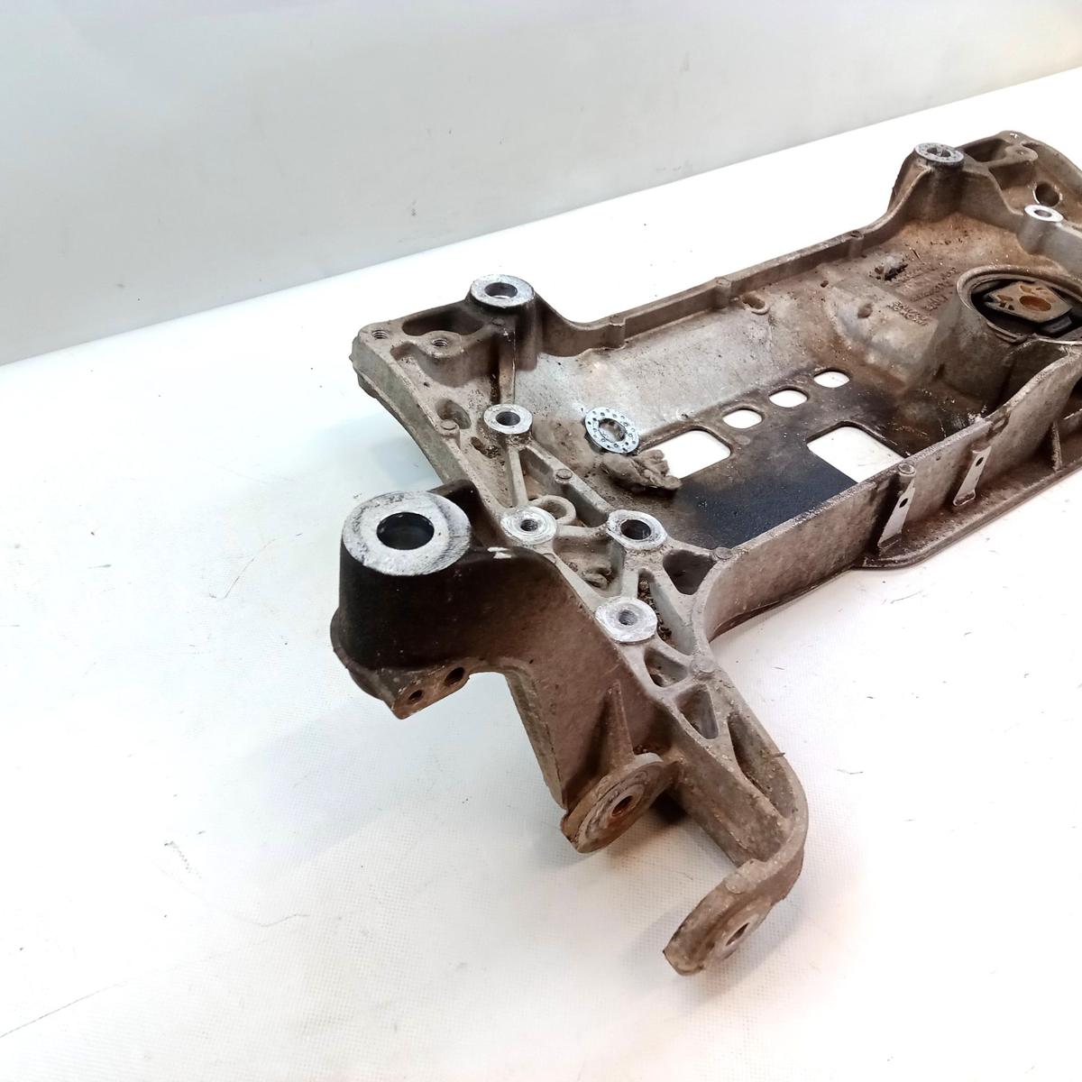 Seat Alhambra 7N original Vorderachstr&auml;ger Aggregatetr&auml;ger 2.0TDI 110kw Bj.2015