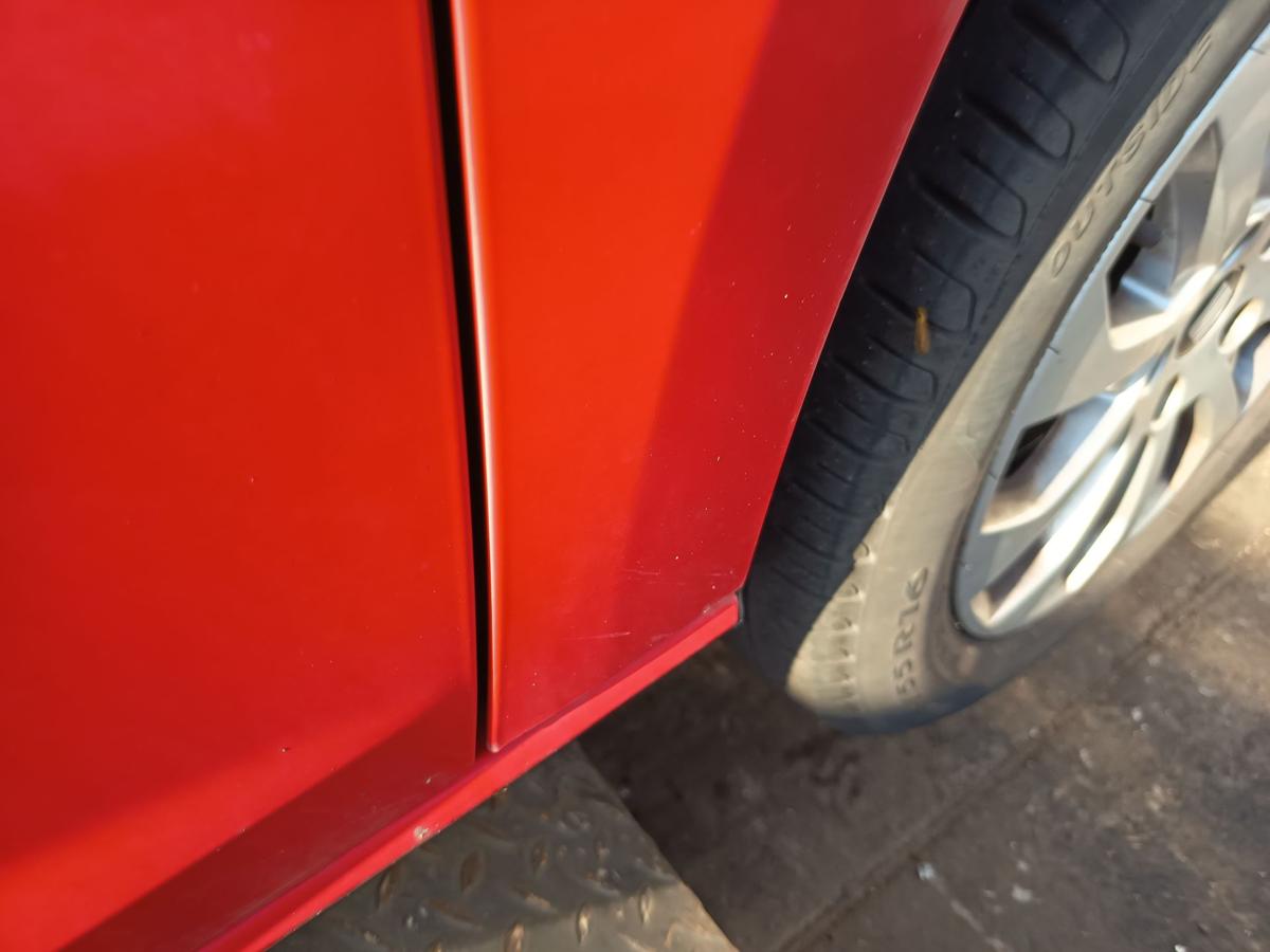 Seat Leon III Kotfl&uuml;gel rechts Seitenteil Beifahrerseite S3H Purrot Bj 2014