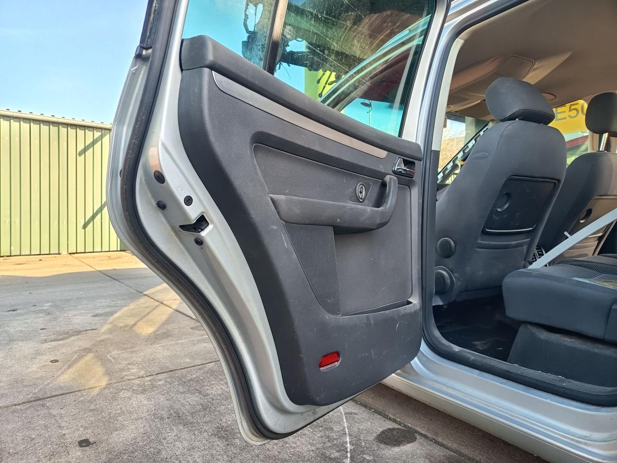 VW Touran 1T original T&uuml;r hinten links Fond LA7W Silber Bj 2004