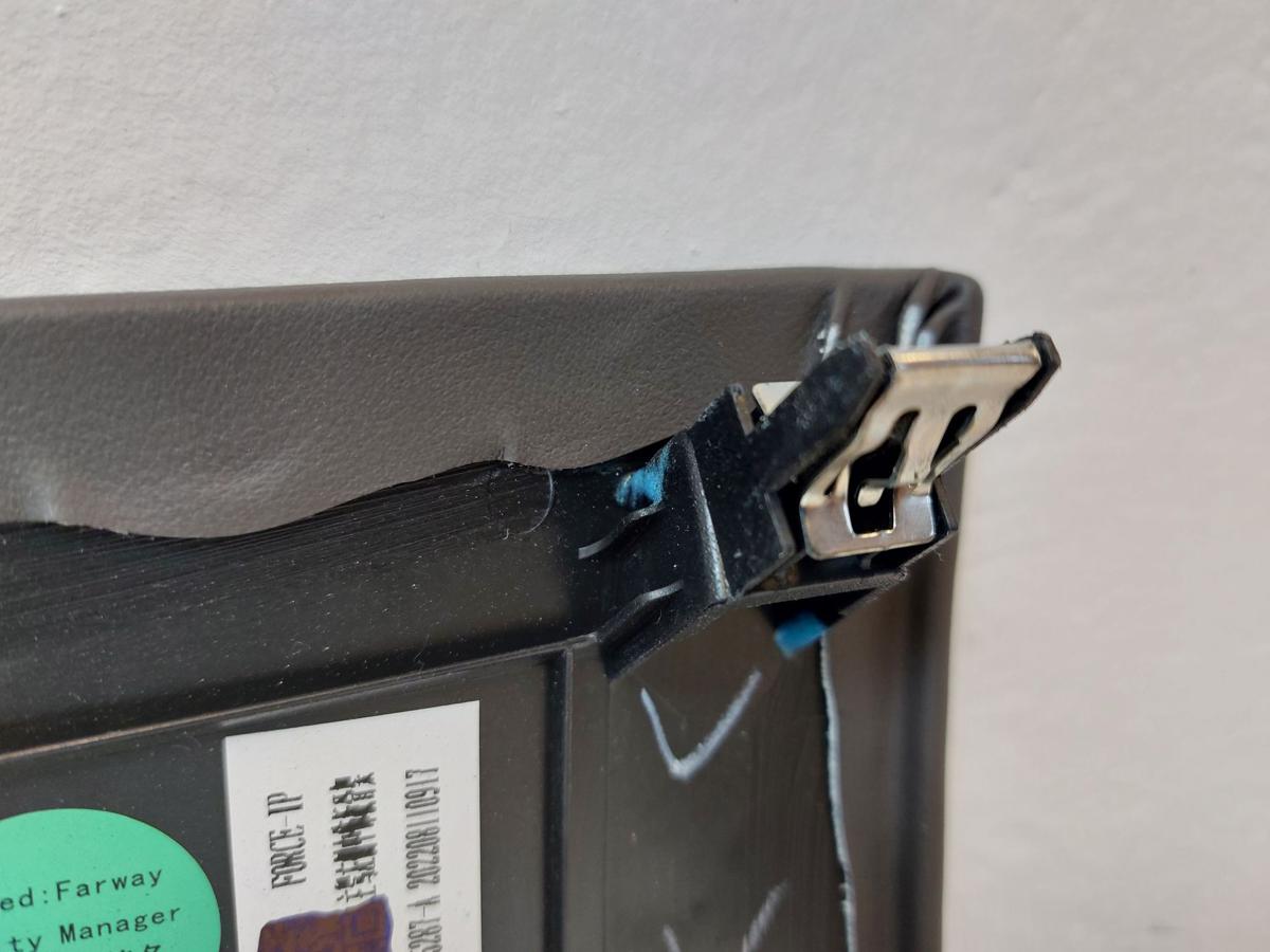 NIO ET7 Elektro Innenverkleidung Blende Armaturenbrett links Kunstleder