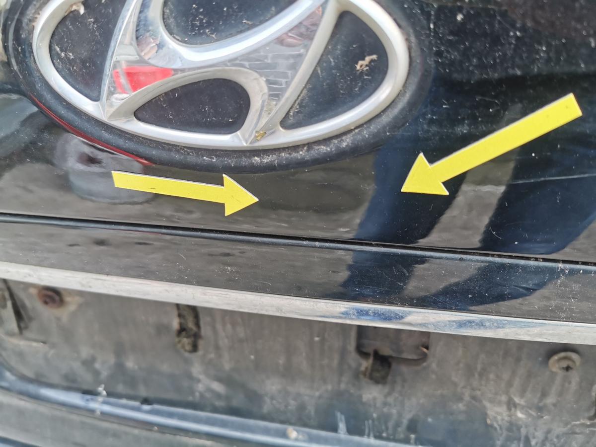 Hyundai Trajet FO Heckklappe Klappe Deckel hinten Kofferklappe Ebony Black ROH