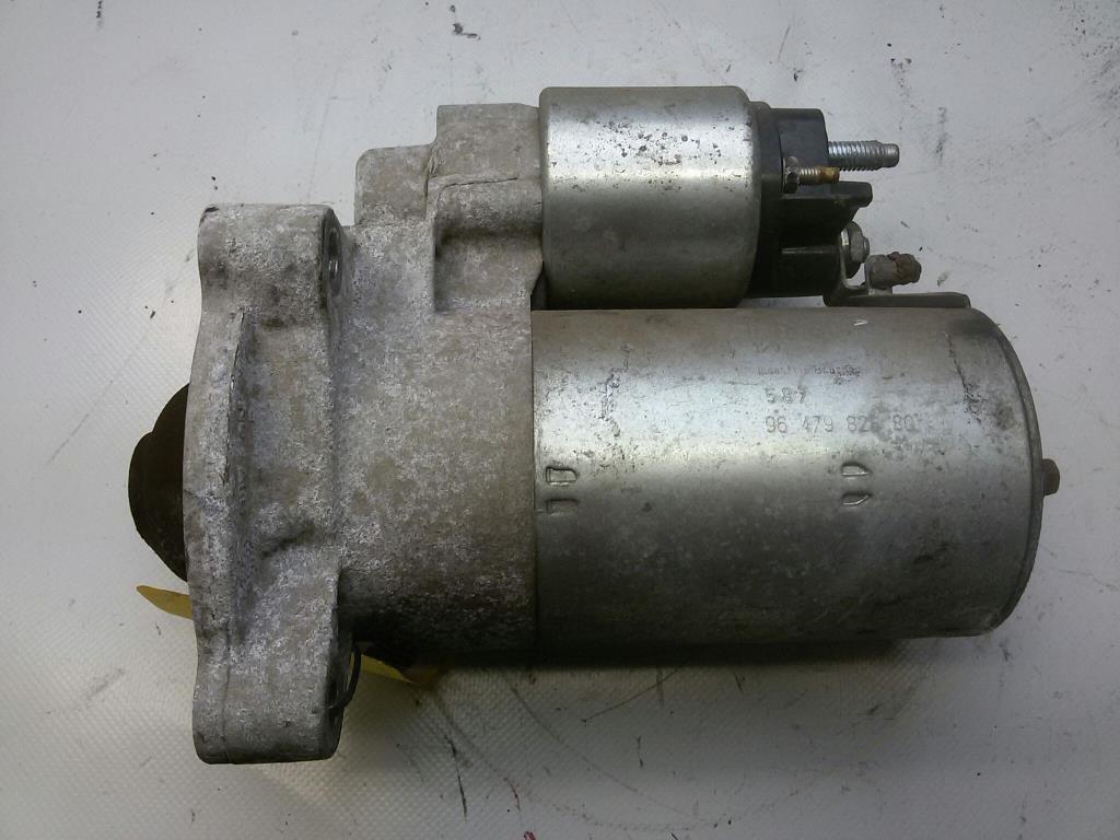 Peugeot 207 Anlasser Starter 9647982880 0001112041 BOSCH BJ2008