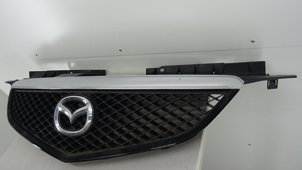 Mazda MPV Bj2003 Kühlergrill Modell 2002 bis 2003