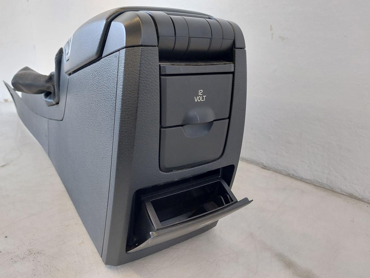 Volvo V70 S Mittelarmlehne vorn Mitteltunnelverkleidung Armlehne vorn OEM