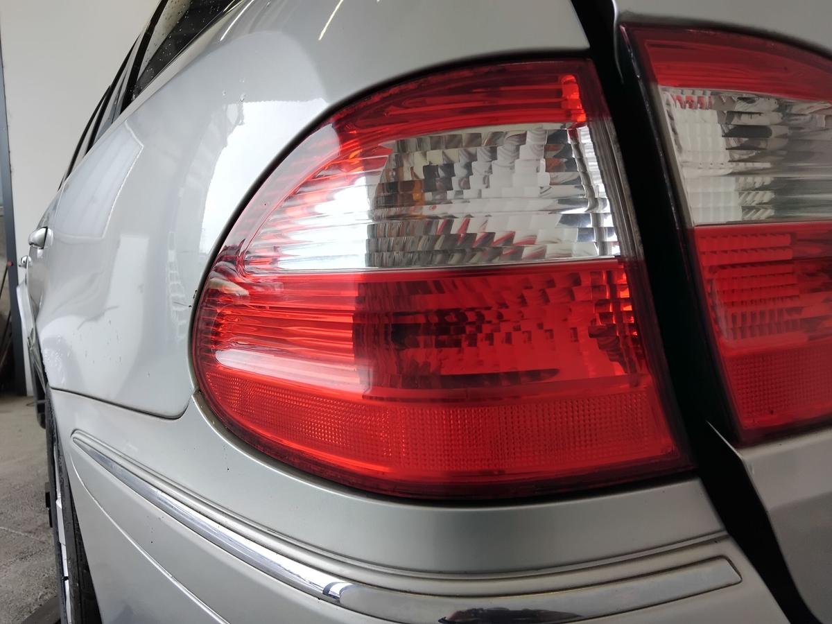 Mercedes E Klasse Kombi S211 original R&uuml;ckleuchte Heckleuchte links BJ2004