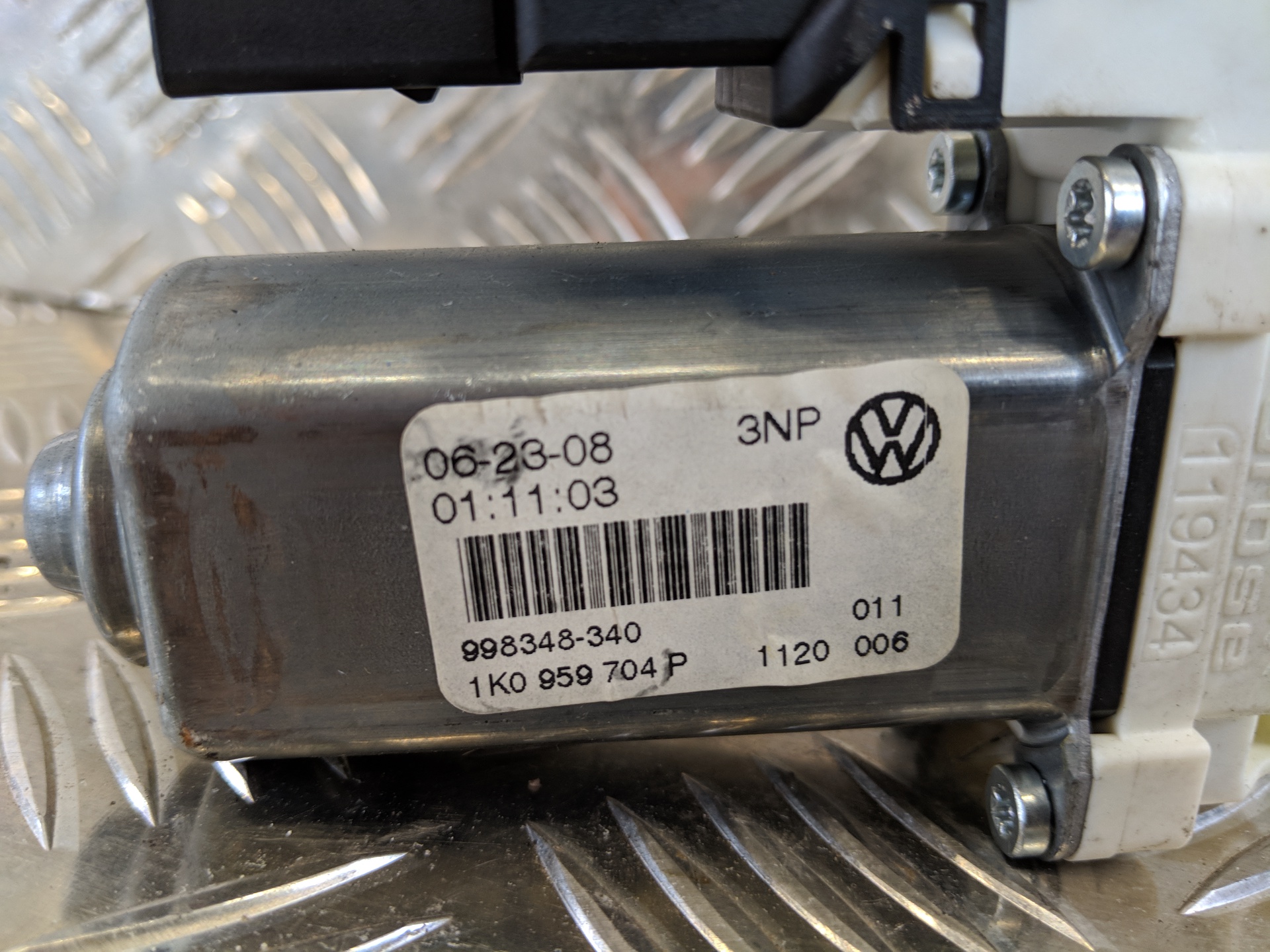 VW Golf 5 1K V Variant original Hebermotor hinten rechts 1K0959704P