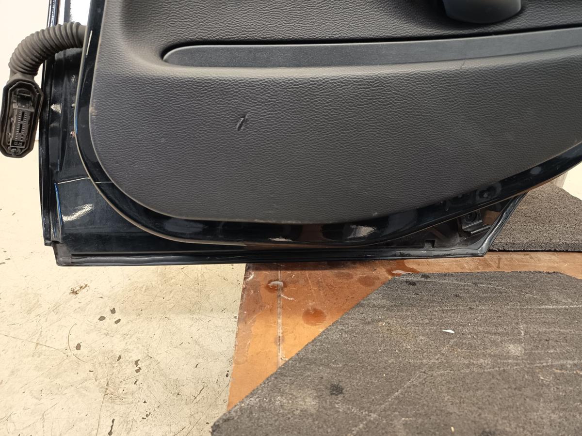 BMW 1er E87 original T&uuml;r hinten rechts schwarz Baujahr 2005