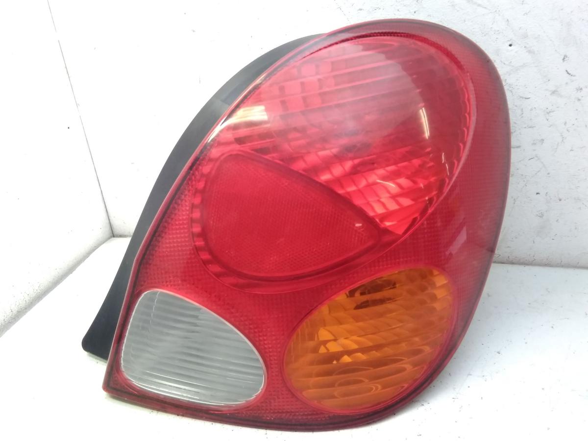 Toyota Corolla E11 Liftback orig R&uuml;ckleuchte Heckleuchte rechts England BJ2001