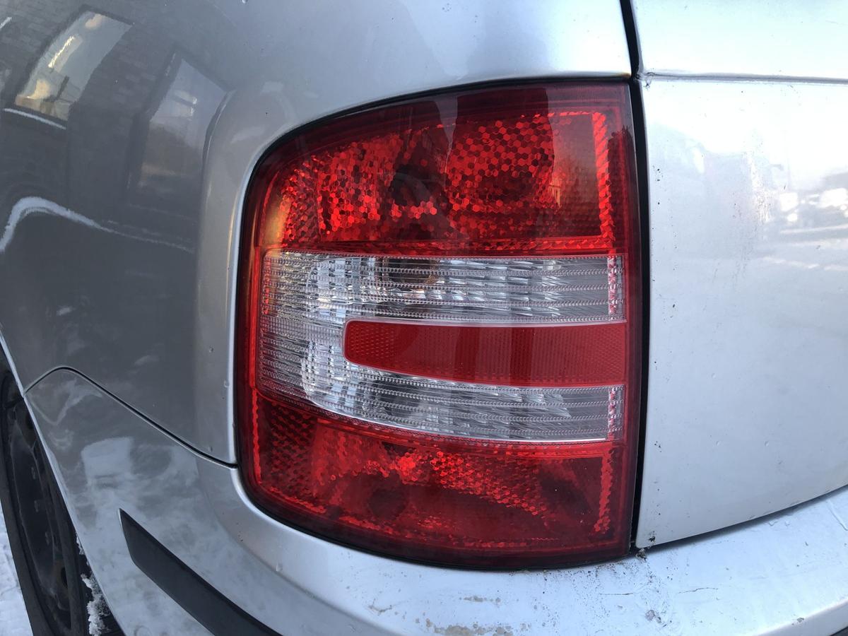 Skoda Fabia 6Y Combi R&uuml;ckleuchte links Kombi R&uuml;cklicht