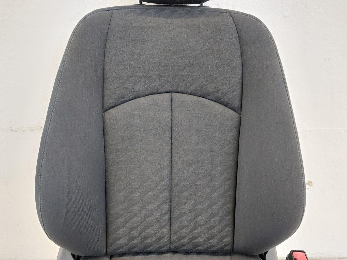 Mercedes W211 Limo E Klasse Sitz vorn rechts Beifahrersitz Stoff mit Heizung