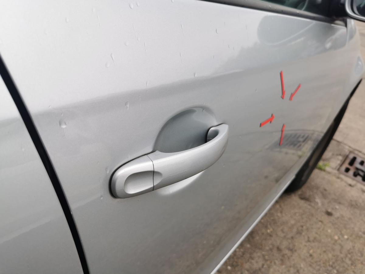 VW Golf V 1K Variant Beifahrertür Tür Autotür vorn rechts LA7W Reflexsilber met