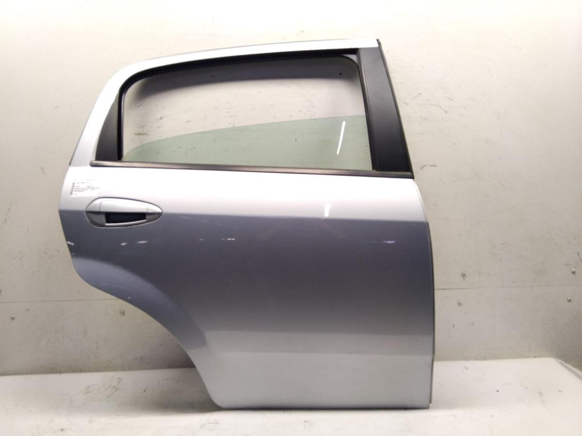 Fiat Grande Punto 199 T&uuml;r hinten rechts BJ2009 589/A Grigio Argento Vivo Metallic