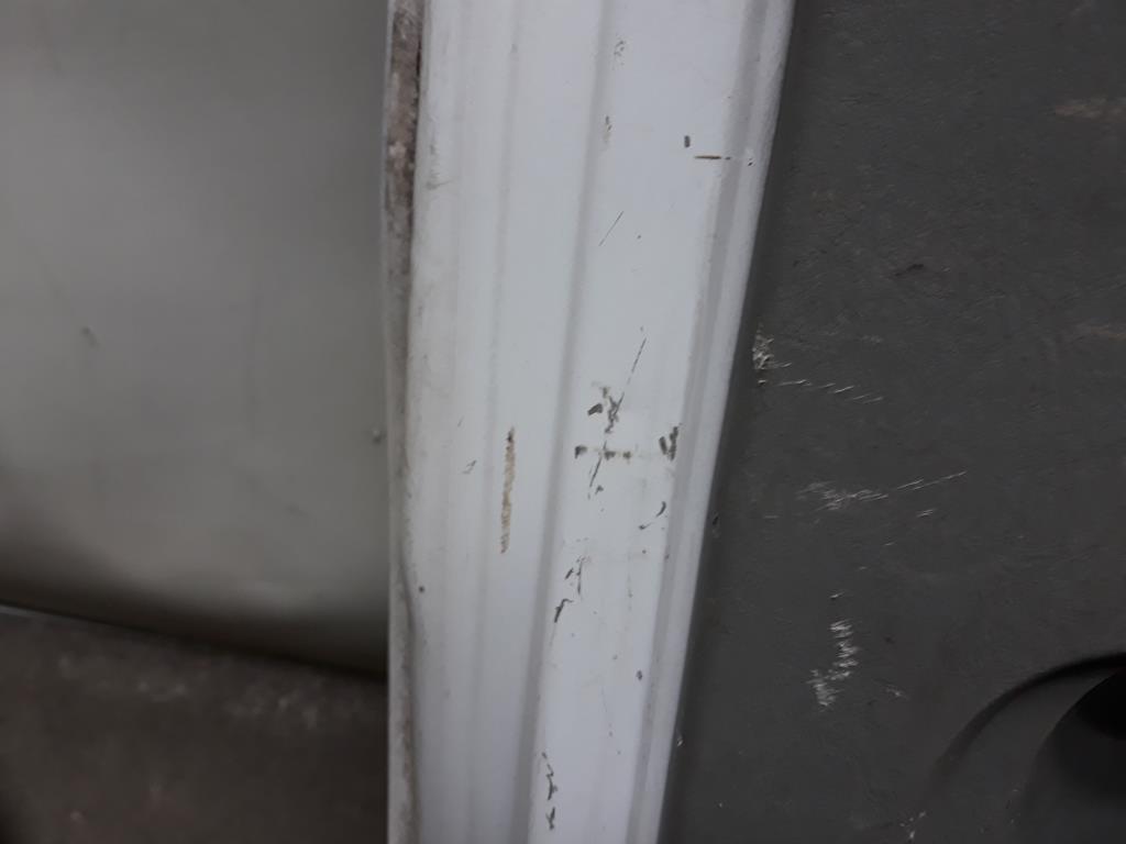 Opel Vivaro T&uuml;r Heckfl&uuml;gelt&uuml;r rechts weiss original BJ2008