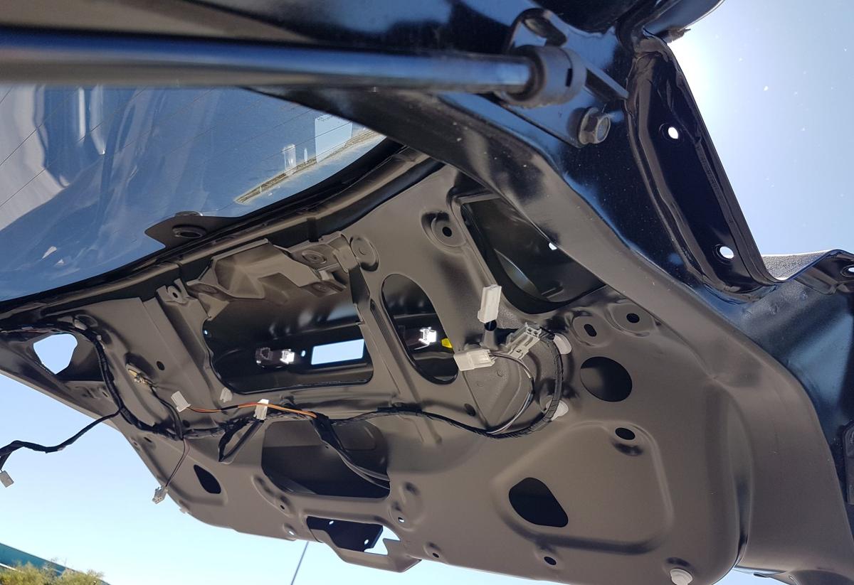 Mitsubishi Eclipse Cross Heckklappe Heckdeckel Bj23 in X42B Amethyst Black Pearl
