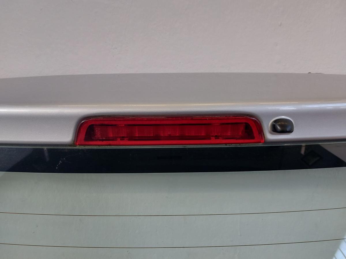 Toyota Yaris XP13 Heckklappe mit Heckscheibe 5 t&uuml;rer silbermetallic 1F7