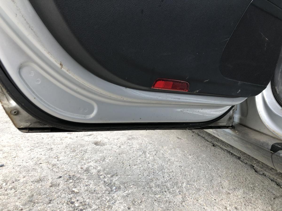 VW Passat 3C B6 T&uuml;r hinten links Variant Fondt&uuml;r Rohbau LA7W Reflexsilber Met