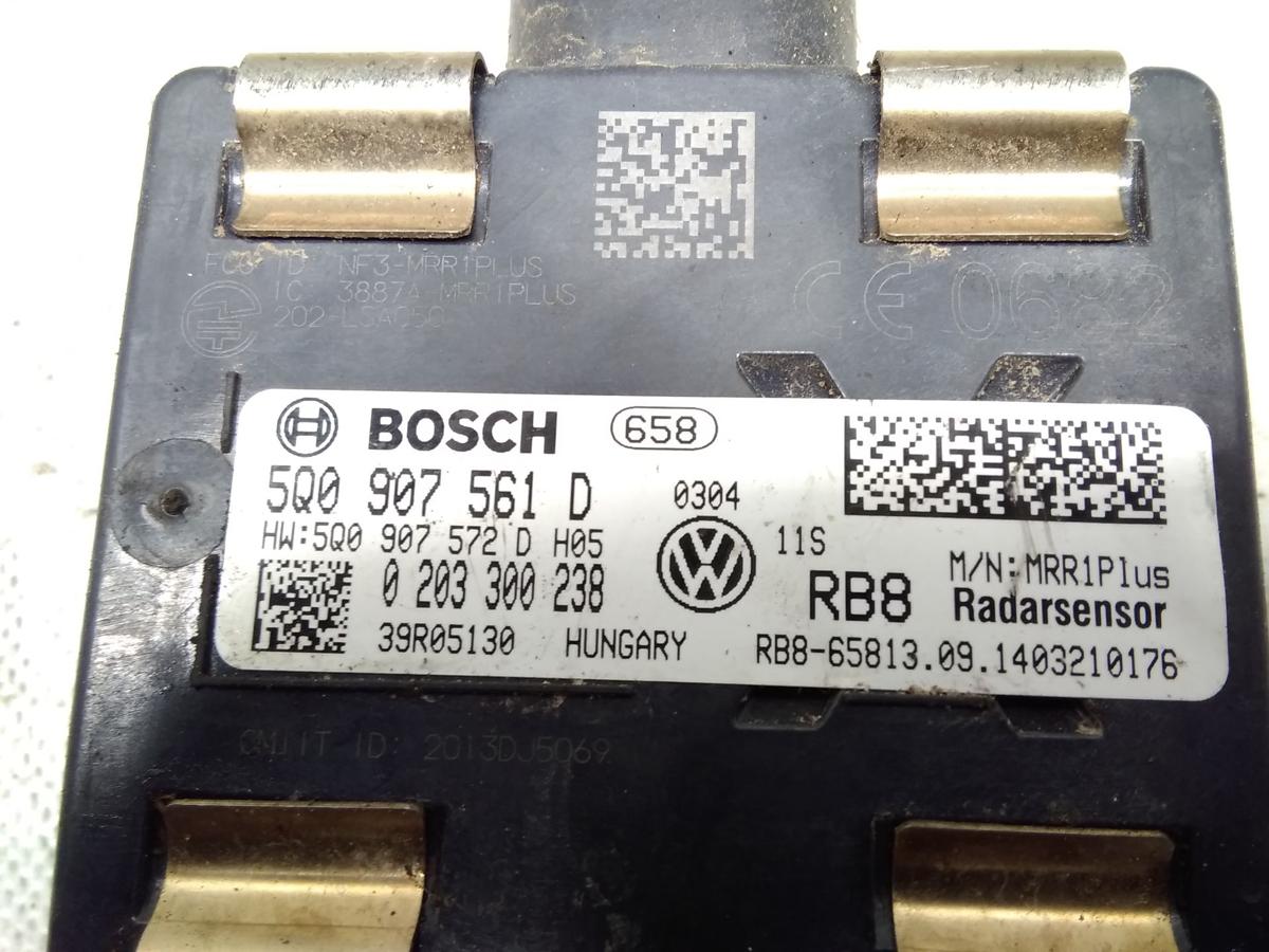 VW Golf Sportsvan original Radarsensor vorn 5Q0907561D Bj.2014