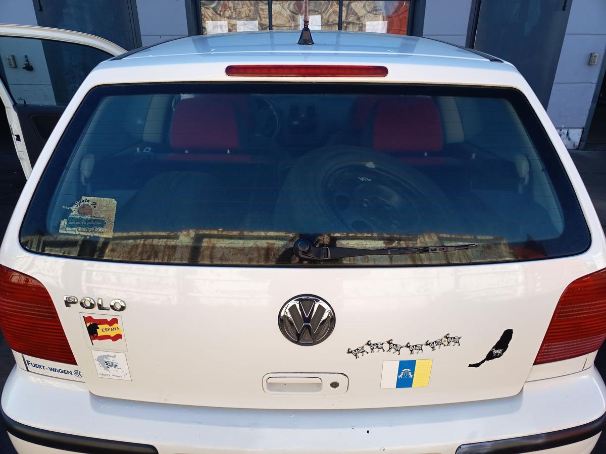 VW Polo 6N2 original Heckklappe mit Scheibe B9A Candywei&szlig; Bj 2000