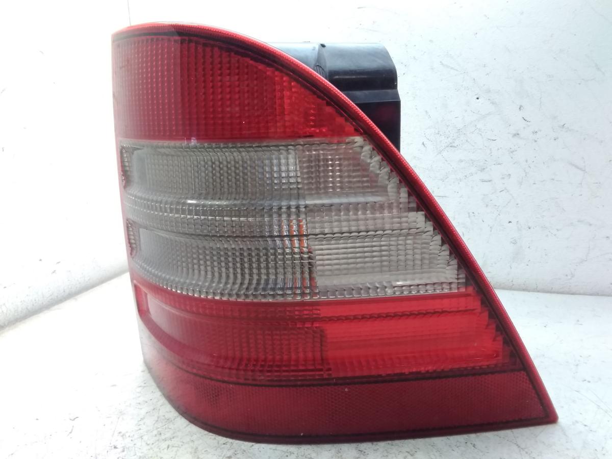 Mercedes ML M-Klasse W163 original R&uuml;ckleuchte Heckleuchte rechts Bj.2000