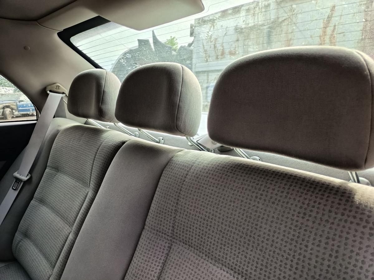 Opel Omega B Limousine original R&uuml;cksitzbank geteilt Armlehne Stoff grau Bj 2001