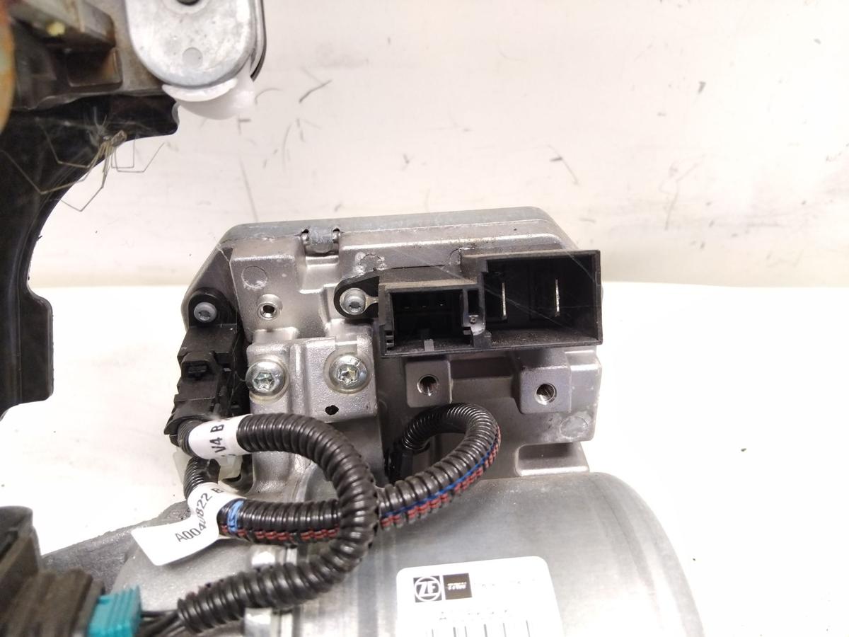 VW T-Cross 1C original Lenks&auml;ule Oberteil mit Elektro-Servomotor Bj.2020