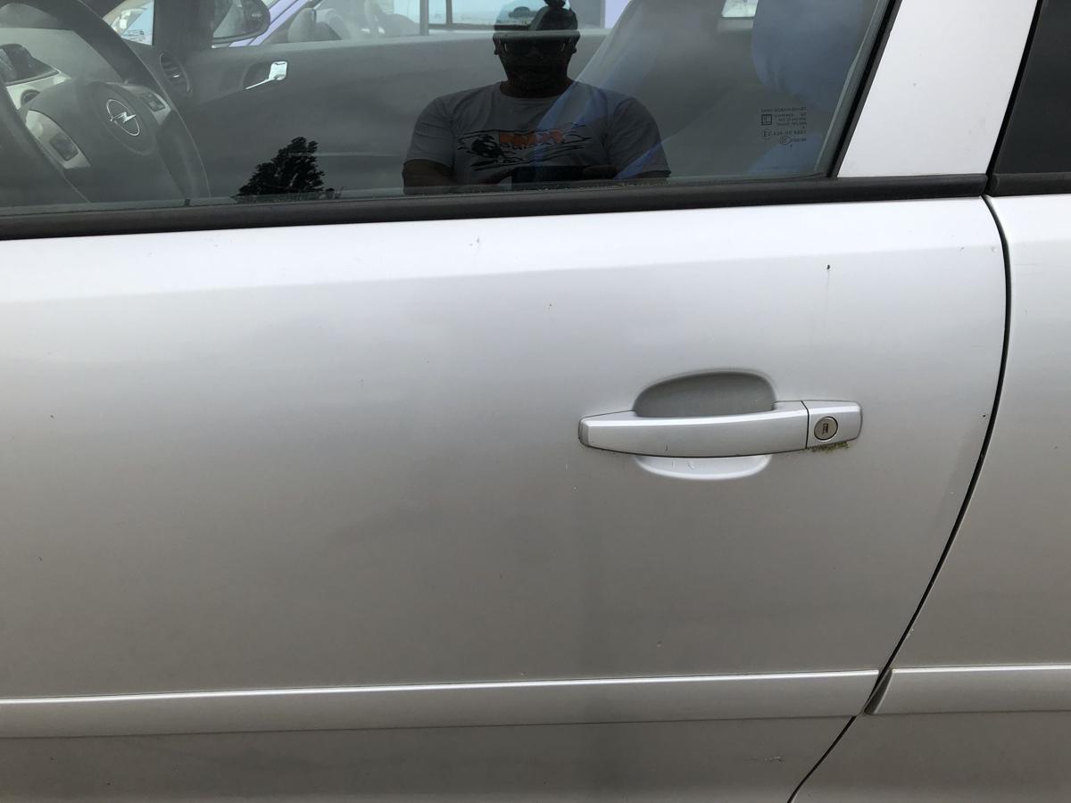 Opel Corsa D T&uuml;r vorn links Fahrert&uuml;r im Rohbau 2AU Starsilber 3 t&uuml;rer