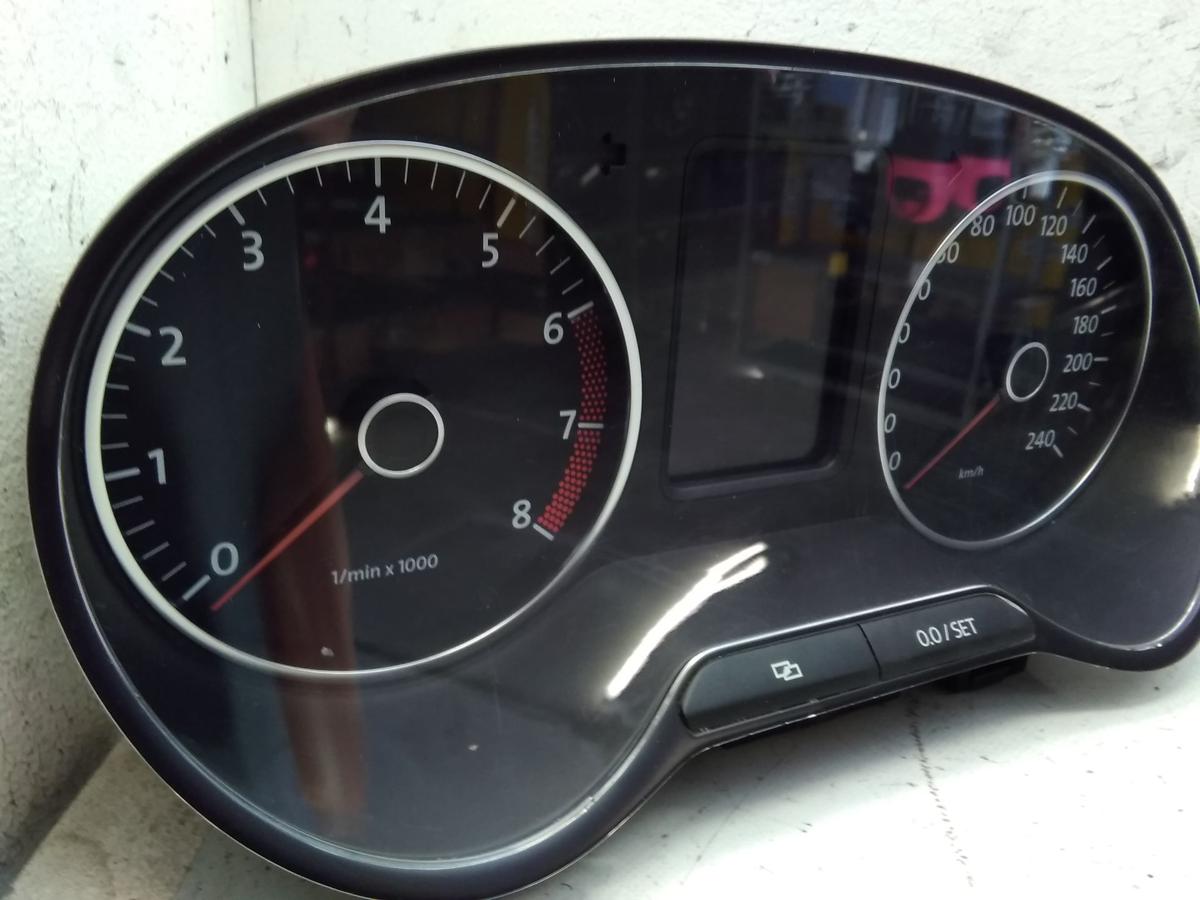 VW Polo 6R original Kombiinstrument Tacho Armatur 1.4 63kw mit MFA Bj.2010