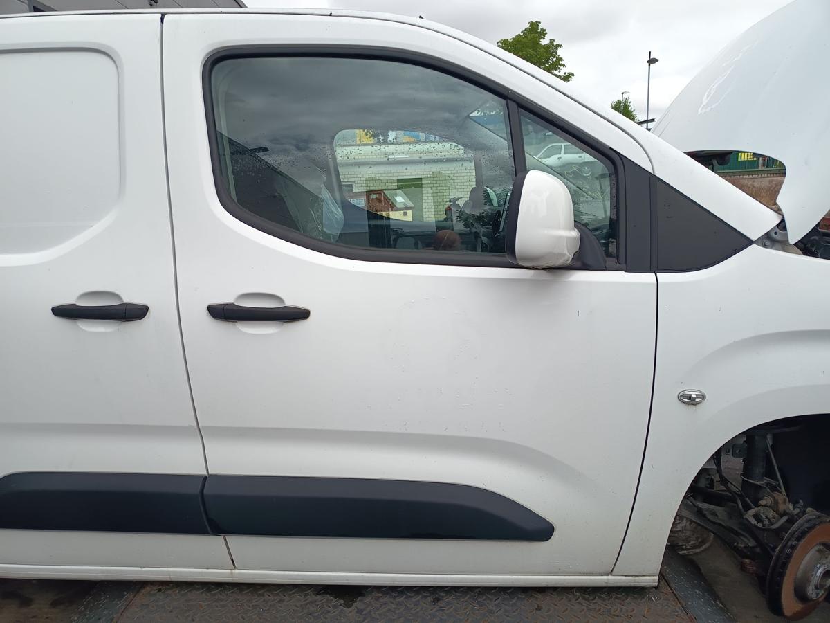 Opel Combo E orig Tür vorn rechts Beifahrertür G20 Weiß Bj 2019